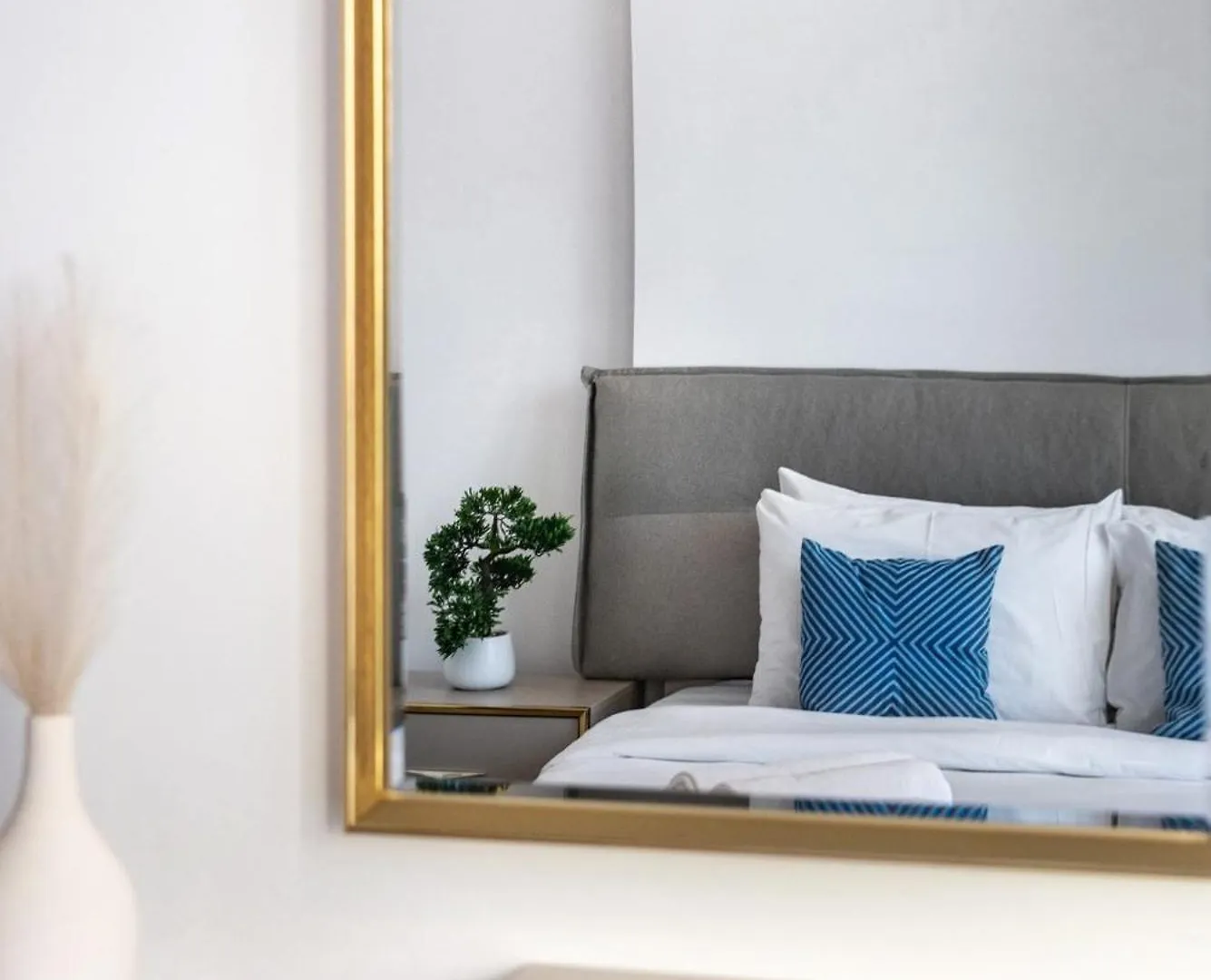 Vakantiehuis The Lofts - Luxurious Space With Burj Khalifa View Dubai