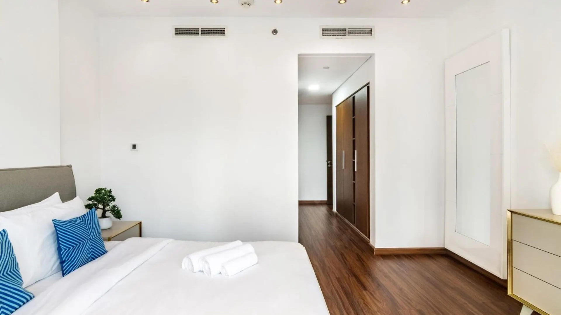 Vakantiehuis The Lofts - Luxurious Space With Burj Khalifa View Dubai Verenigde Arabische Emiraten