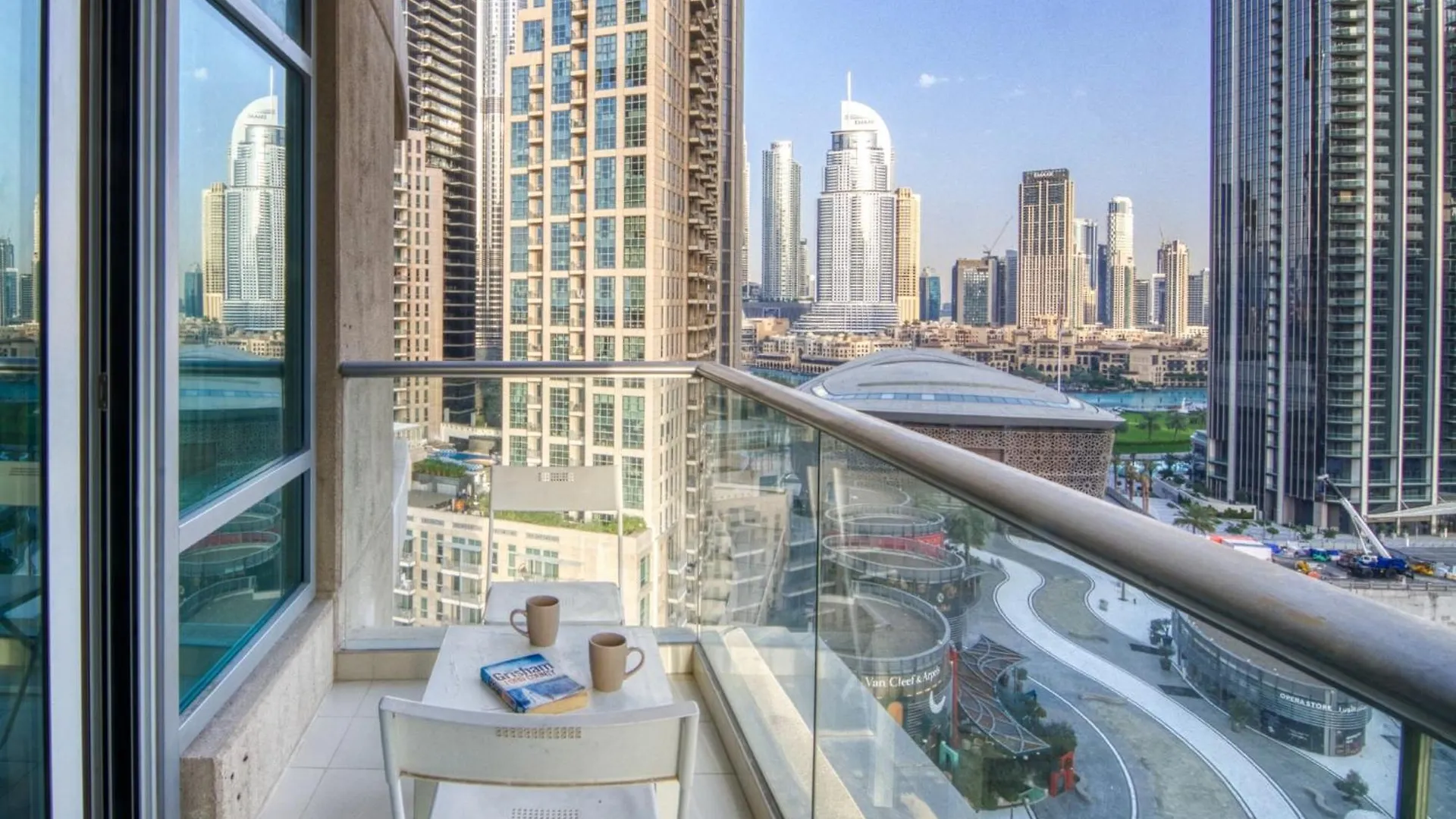 The Lofts - Luxurious Space With Burj Khalifa View Dubai